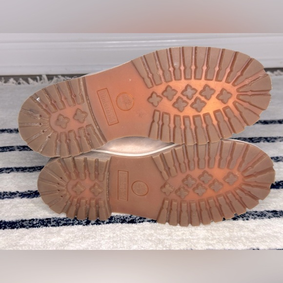 Timberland 6" Classic Boot - Big Kid Size 5 - Cameo Rose Pink - Picture 9 of 10